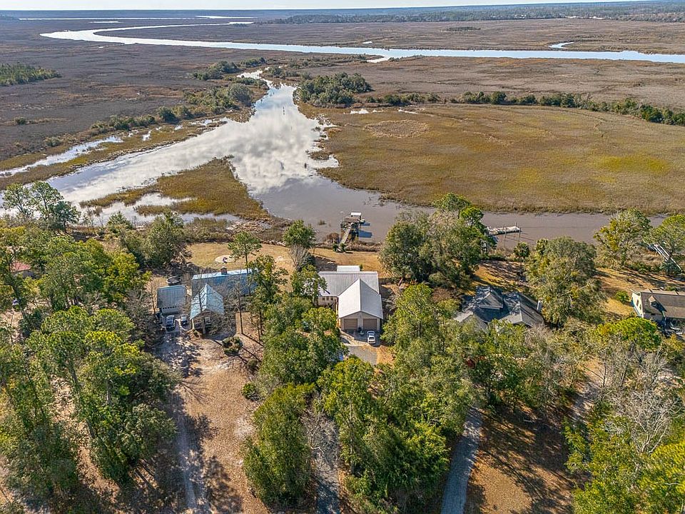 1st image of 1448 Horseshoe Cove Rd