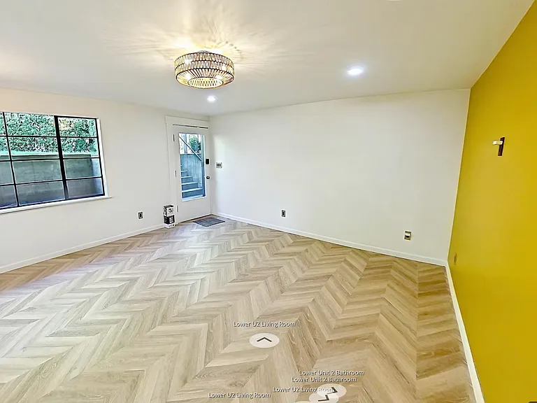 5 N Madison St #L5 — Photo 6