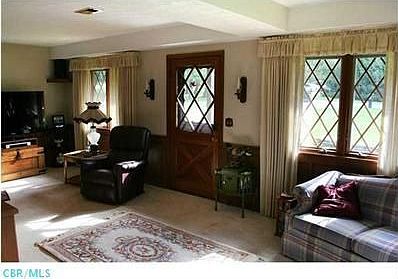 5th image of 7179 Hollandia Dr