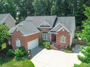 3359 Old Barn Rd, Greensboro, NC 27410