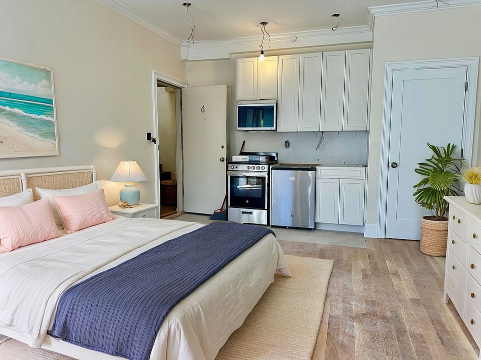 2nd image of 11 Keswick St APT 6