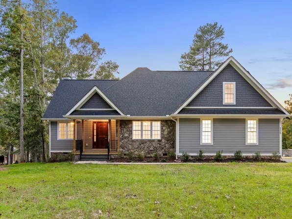 225 Roanoke Bnd, Warrenton, NC 27589