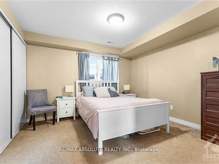 573 Chapman Mills Dr #A — Photo 13