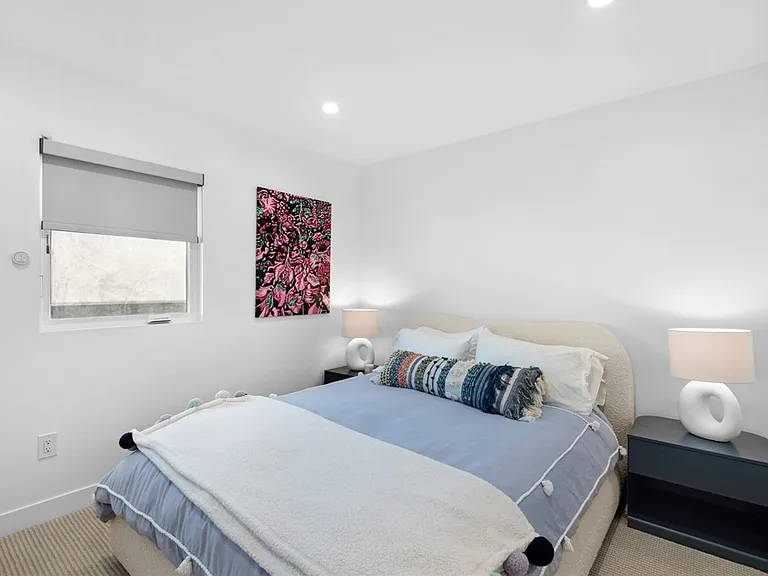 1576 E Ocean Blvd — Photo 11