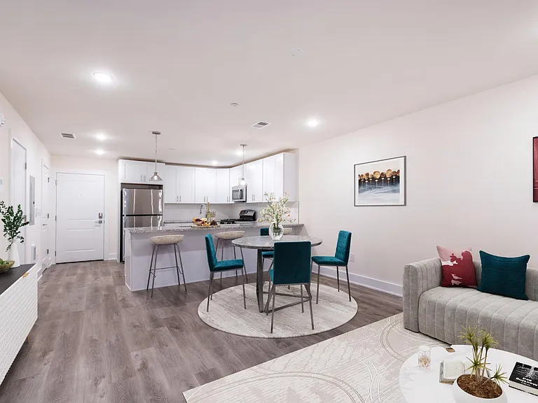 2413 Federal St #13 — Photo 3