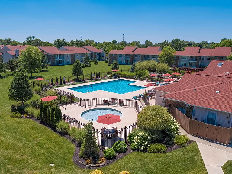 Sunlake Apartments — Photo 11