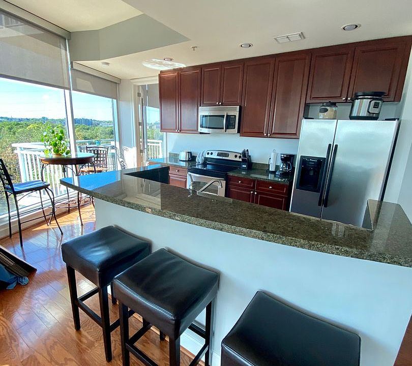 1st image of 301 Virginia St Unit 614