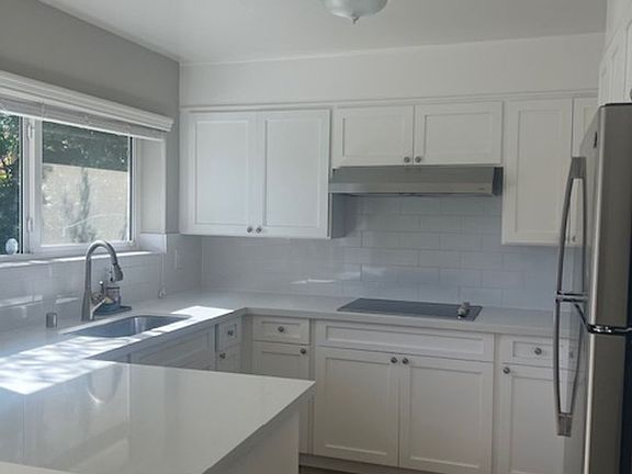 4th image of 5556 Leigh Ave