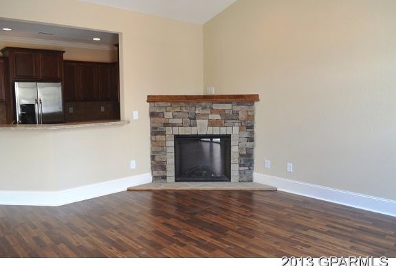 2nd image of 1929 A A Leighton Drive #A
