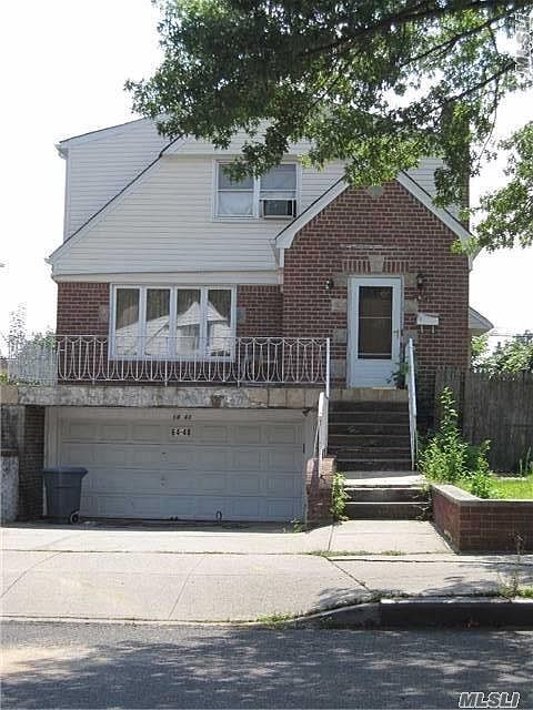 1st image of 6448 Ellwell Cres