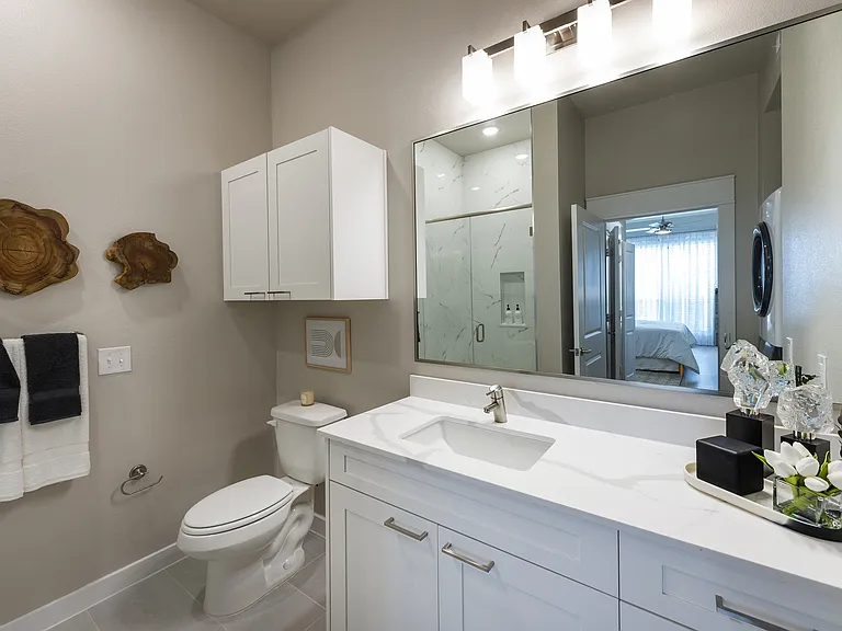 B3 Model Bath with shower