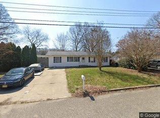 22 Dockage Rd, Bayville, NJ 08721
