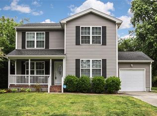 1407 Salton Dr, Chesapeake, VA 23325