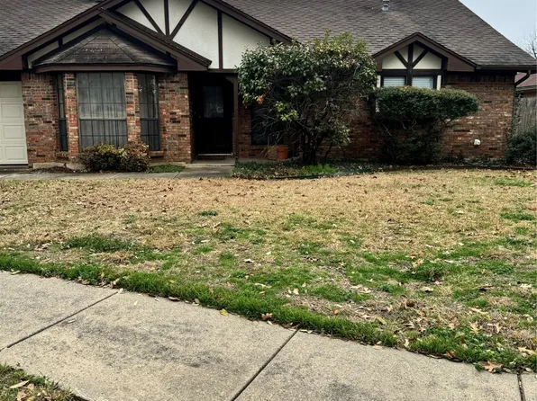 1606 Rosemary Dr, Arlington, TX 76014