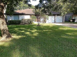 1126 Wisterwood Dr, Houston, TX 77043