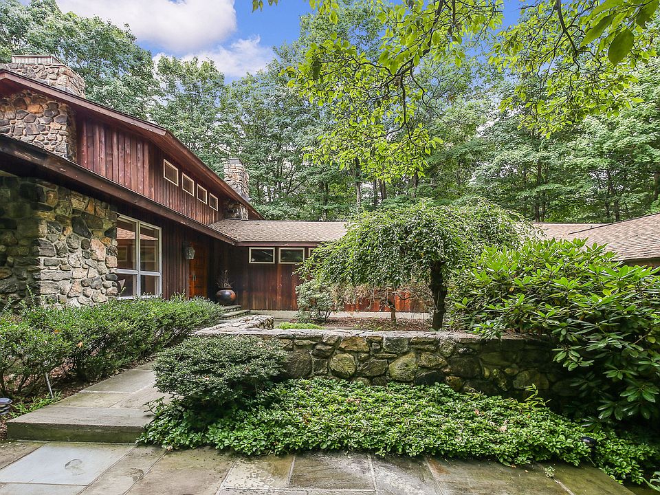 5 tanglewild pl,chappaqua,ny,10514   (001 of 35 ).jpg