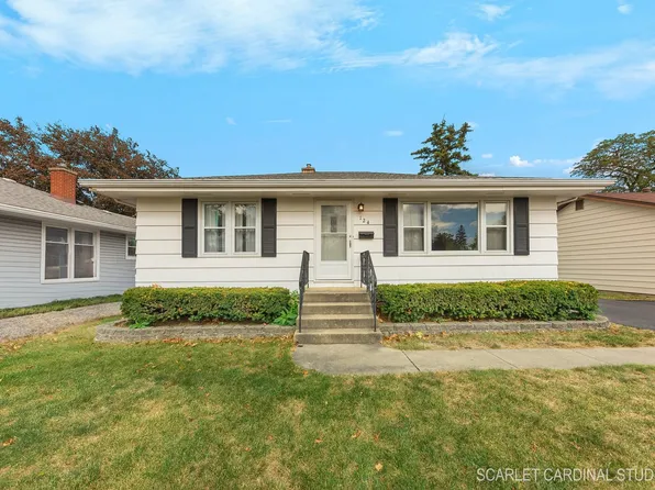 124 E Oak St, Villa Park, IL 60181