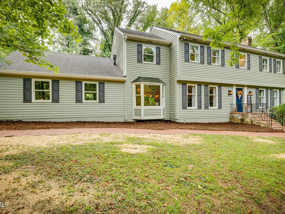 1st image of 744 Woodgreen Ln