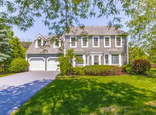 293 Concord Sq, Gurnee, IL 60031