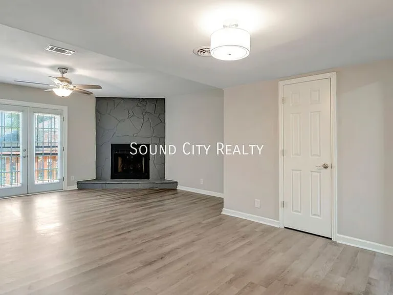 602 Alison Ct — Photo 19