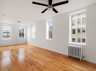 752 Seneca Ave, Ridgewood, NY 11385