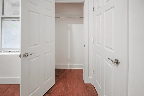 Rented by MySpaceNYC | media 19