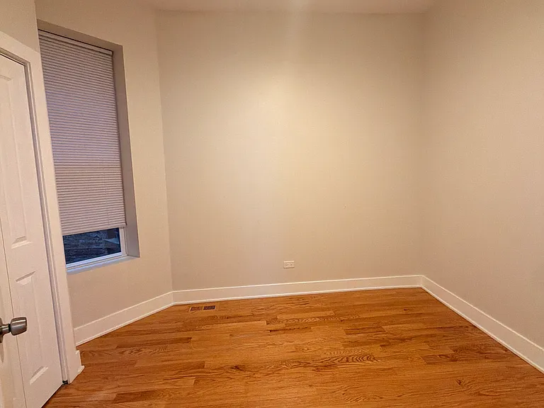 6350 S Champlain Ave #1 — Photo 5