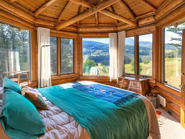 Upper Turret bedroom