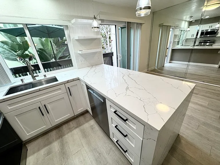 7958 Mission Center Ct #K — Photo 4