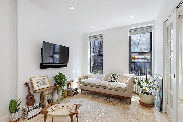 Rented by Corcoran | media 2