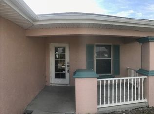 813 Chapel Ave, Lehigh Acres, FL 33971