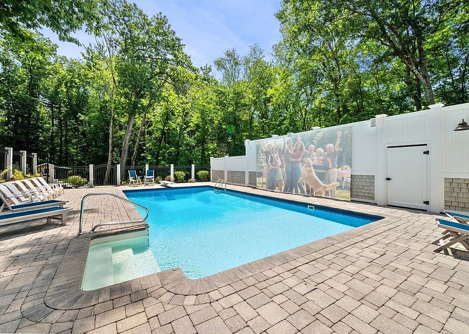 1st image of 25 Turtle Ln