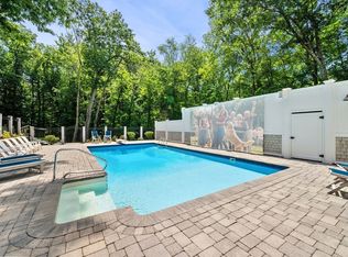 25 Turtle Ln, North Andover, MA 01845