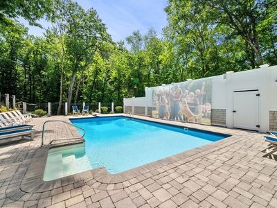 25 Turtle Ln, North Andover, MA, 01845