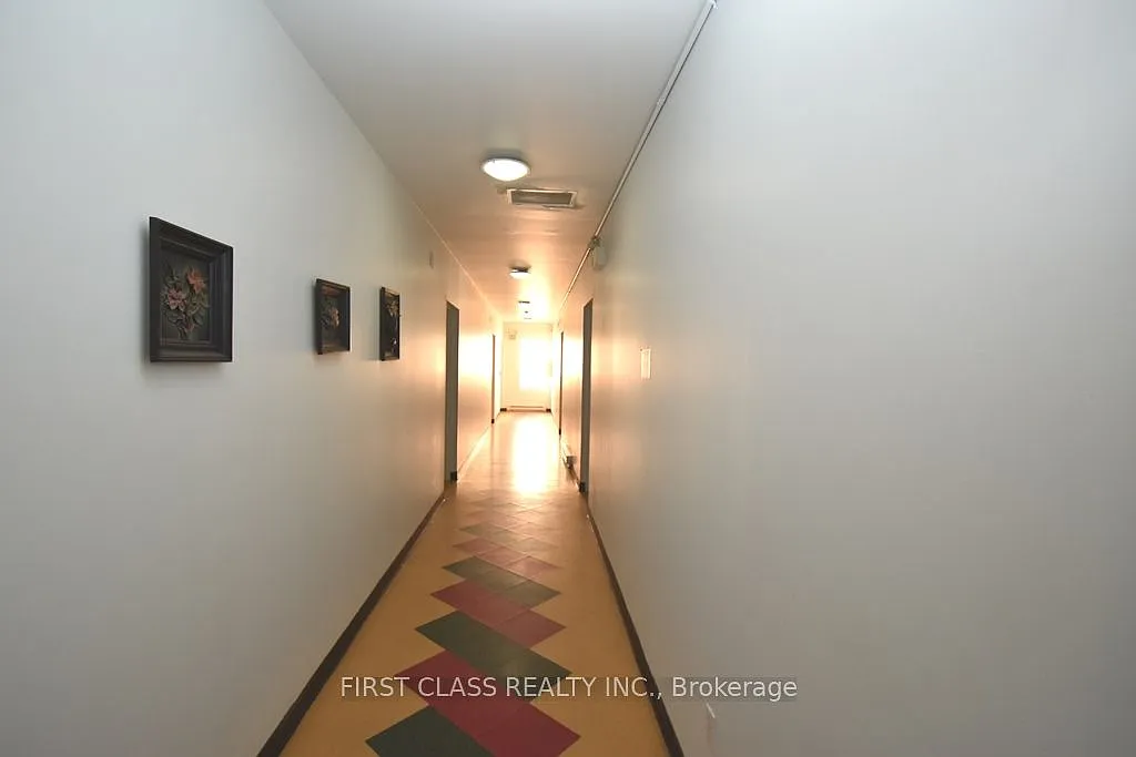 1 bed, $1,300 — Photo 2