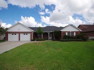 814 Tropicana Blvd, East Bernard, TX 77435