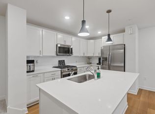 3040 Cedar St, Little Canada, MN 55117