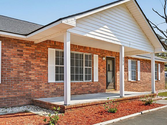 5th image of 292 Mitton Rd