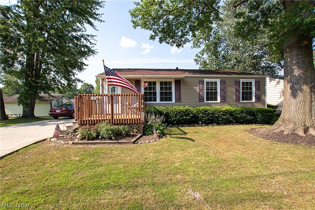 698 Summit Rd, Ravenna, OH 44266 | Zillow