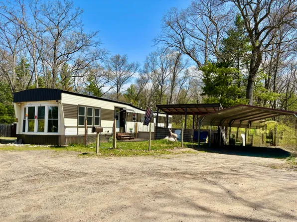 7920 E Lake Rd, Twin Lake, MI 49457
