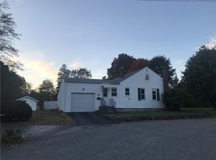 7 Brentwood Dr, Coventry, RI 02816