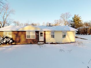 7821 Westview Ln, Woodridge, IL