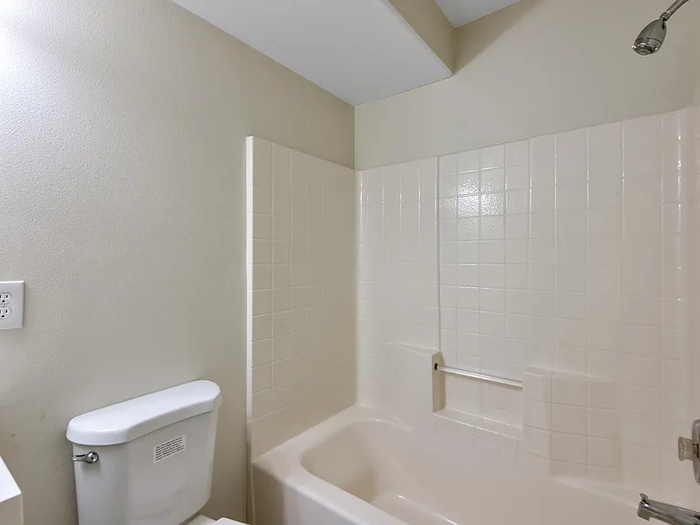 15423 NE Alton St — Photo 15