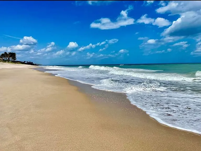 Floridana Beach