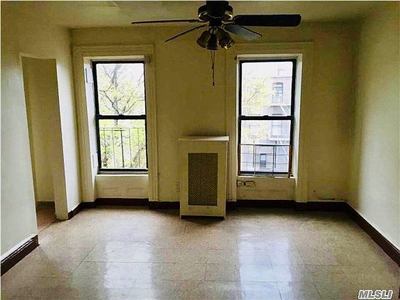 4th image of 244 Vernon Ave APT 3