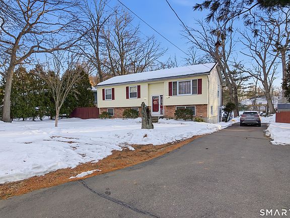 2nd image of 200 Short Beach Road