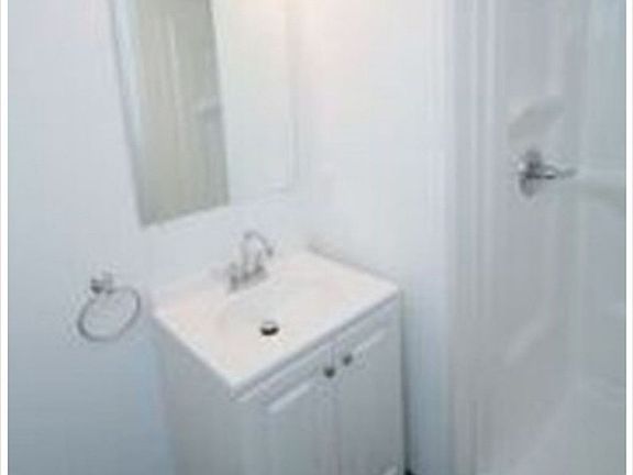 5th image of 5840-50 N 13th St #6