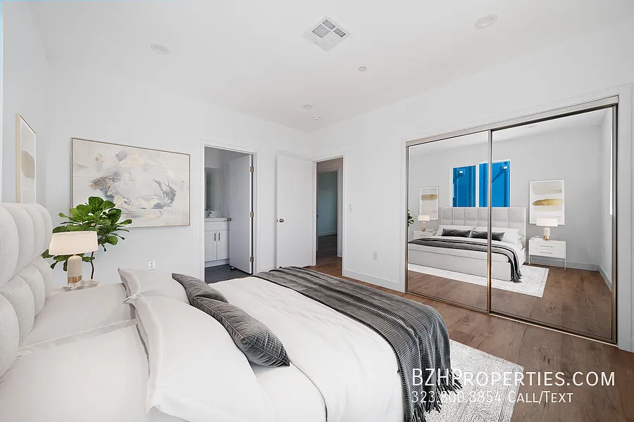 Building Photo - 6338 Beck Ave #1/2