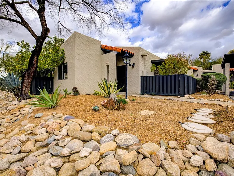 5412 N La Casita Dr — Photo 3