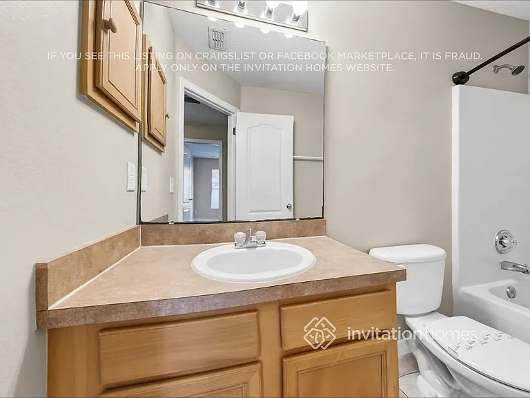 1266 N Ridge Blvd — Photo 22